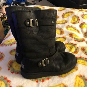 Ugg black leather sheep fur lined size 11 women